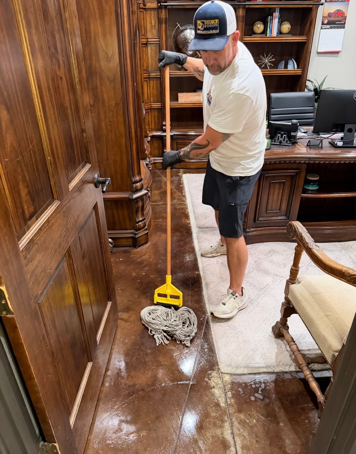 Routine Janitorial commercial cleaning service